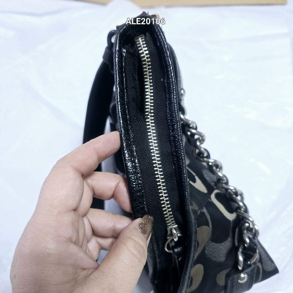 Coach black and silver crossbody bag in Optic Metallic Signature F19820 - Picture 9 of 15